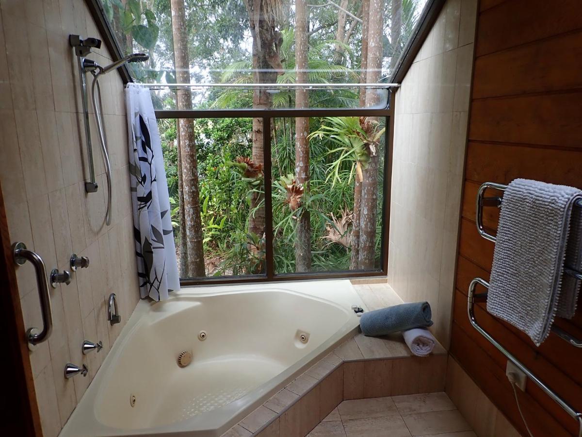 Lake Russell Retreat Emerald Beach Esterno foto