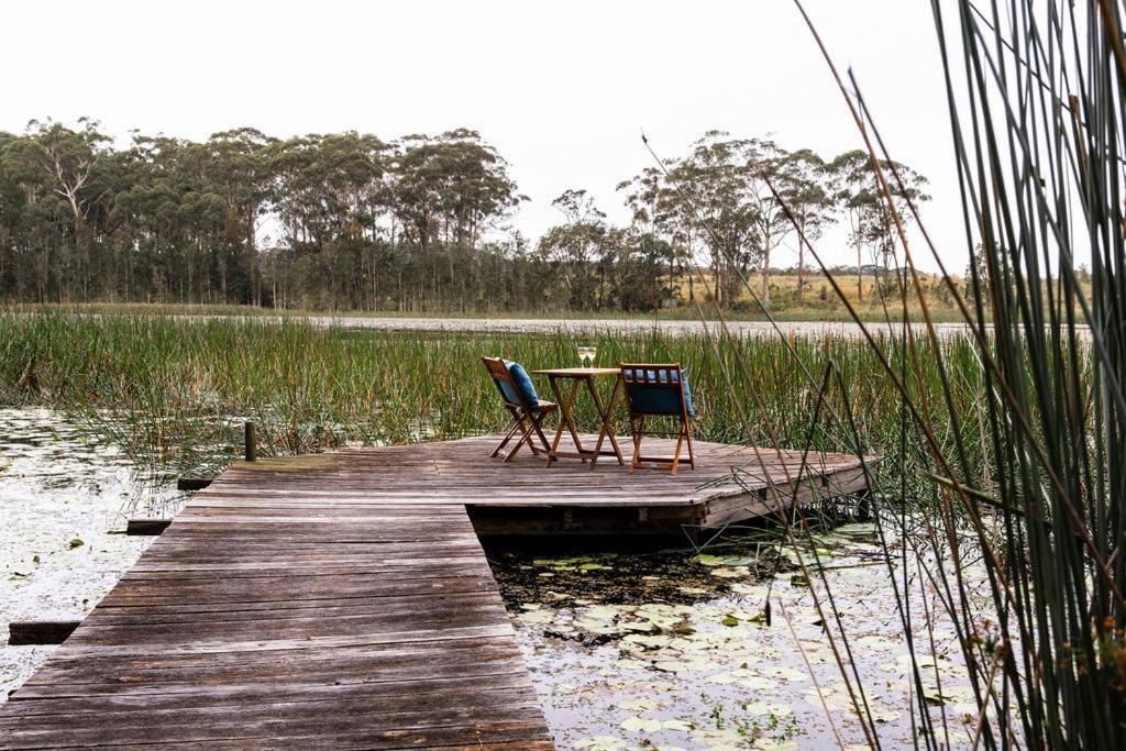 Lake Russell Retreat Emerald Beach Esterno foto